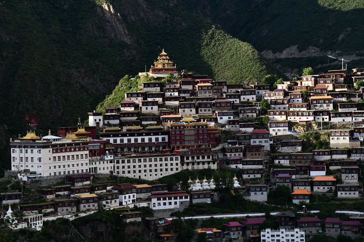 Pelyul Monastery